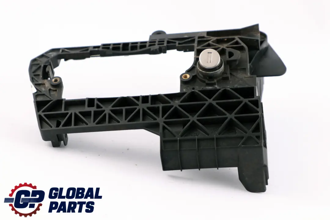 Carrier Outside Door Handle Right O/S Driver's Side to BMW Z4 Series E89 with Part number 7250090 BMW Z4 Series E89 Carrier Outside Door Handle Right O/S Driver's Side - SKU rhd-7250090 - Part number 7250090