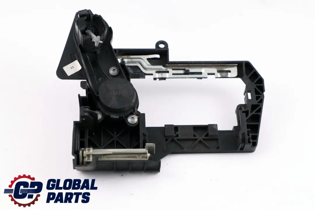Carrier Outside Door Handle Right O/S Driver's Side to BMW Z4 Series E89 with Part number 7250090 BMW Z4 Series E89 Carrier Outside Door Handle Right O/S Driver's Side - SKU rhd-7250090 - Part number 7250090