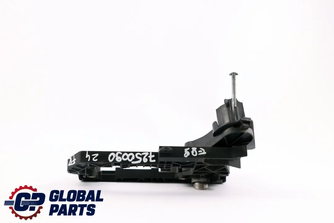 Carrier Outside Door Handle Right O/S Driver's Side to BMW Z4 Series E89 with Part number 7250090 BMW Z4 Series E89 Carrier Outside Door Handle Right O/S Driver's Side - SKU rhd-7250090 - Part number 7250090