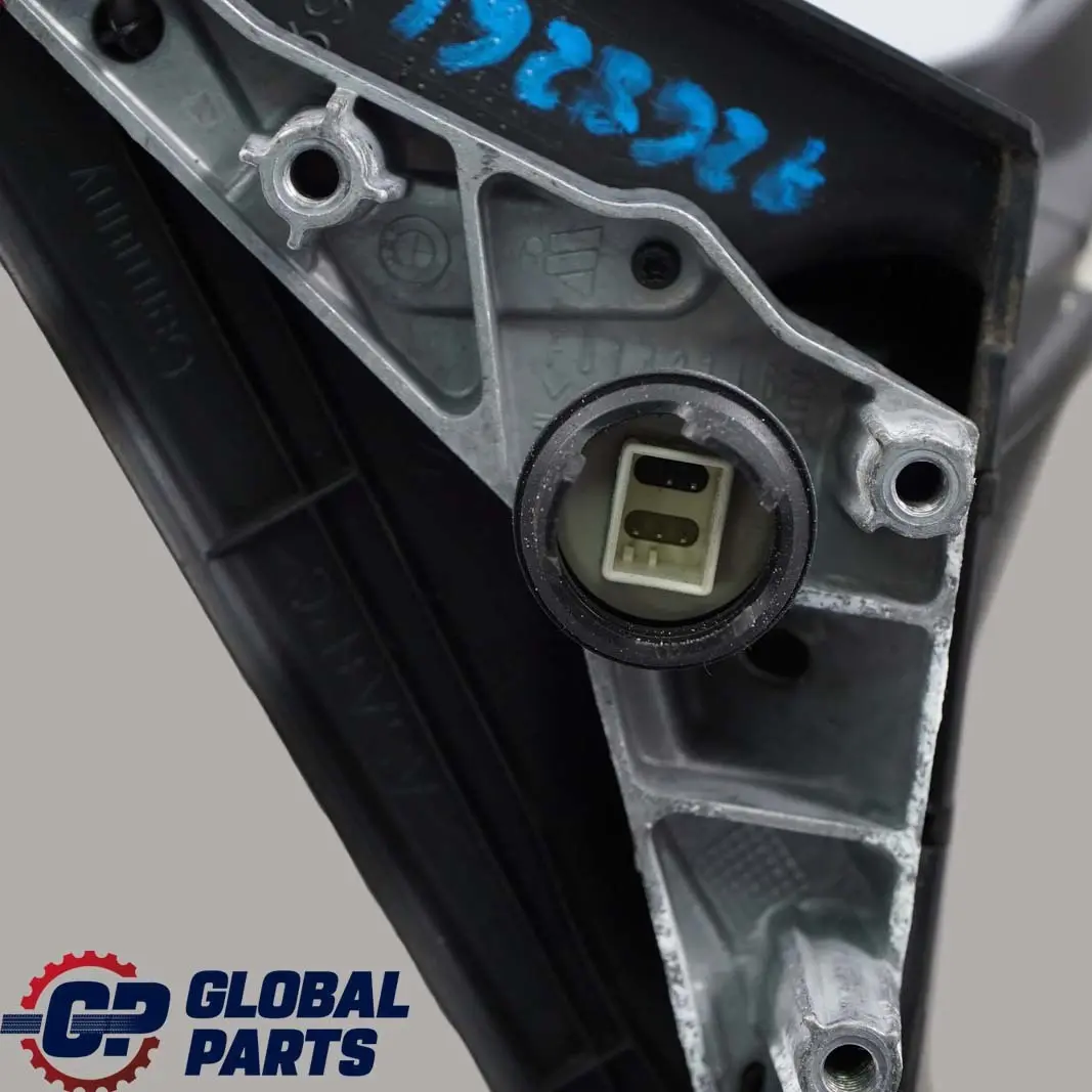 Heated Right Wing Mirror O/S Alpinweiss III Alpine White 300 to BMW 3 E90 E91 LCI with Part number 7268264 BMW 3 E90 E91 LCI Heated Right Wing Mirror O/S Alpinweiss III Alpine White 300 - SKU rhd-7268264-AW - Part number 7268264