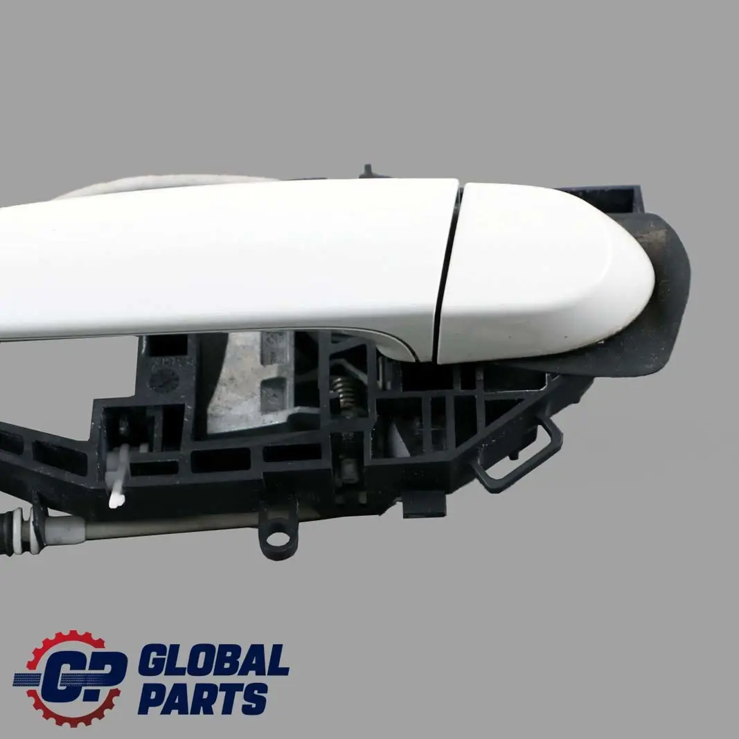 Left Door N/S Complete Grab Handle Alpinweiss White 300 to BMW 1 2 Series F21 F22 with Part number 7268446 BMW 1 2 Series F21 F22 Left Door N/S Complete Grab Handle Alpinweiss White 300 - SKU rhd-7268446-AW1 - Part number 7268446