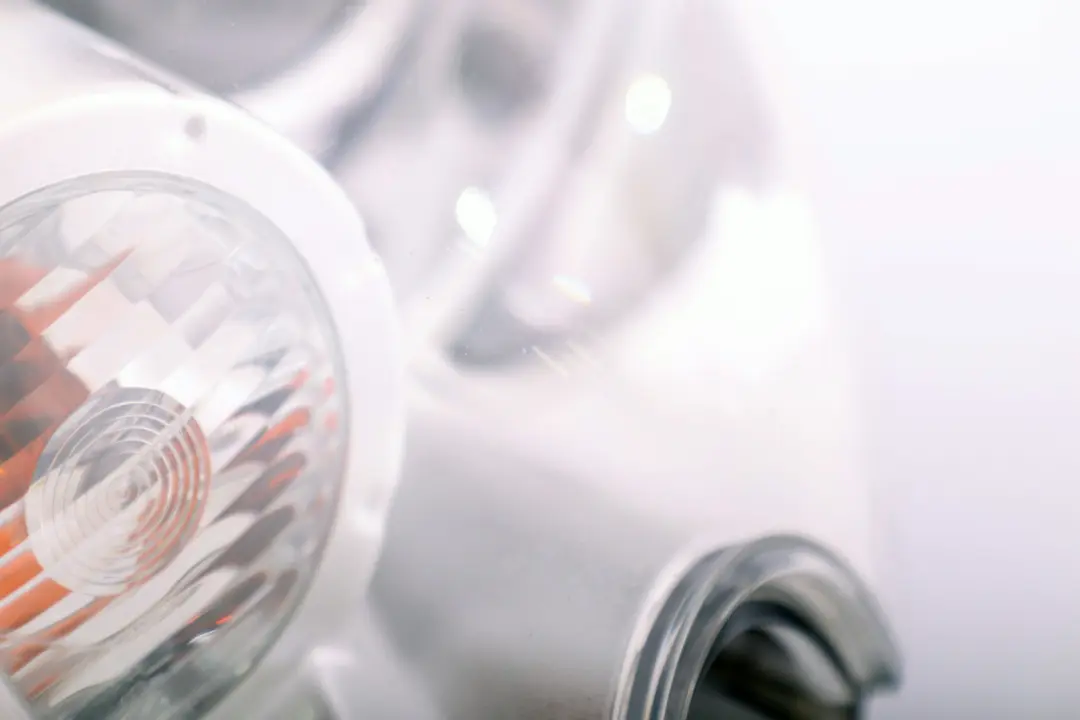 BMW MINI Cooper S 5 R55 R56 R57 Drivers Side Xenon Headlight Right O/S - SKU rhd-7269990-5 - Part number 7269984