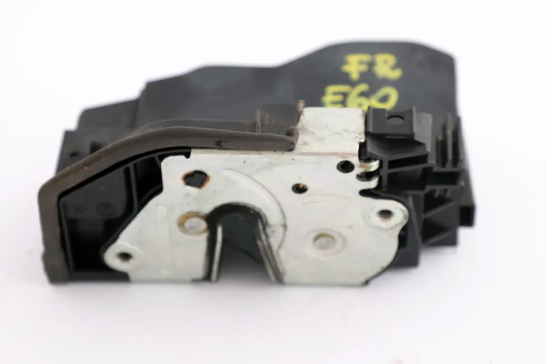 BMW E70 E70N LCI cerradura De La puerta delantera derecha - SKU rhd-7283630 - Número de pieza 7283630