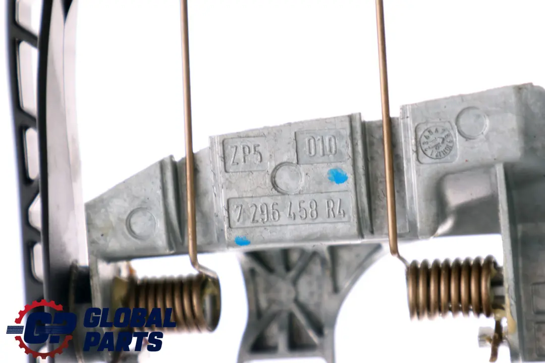 Carrier Outside Door Handle Front Right O/S to Mini 3 F55 with Part number 7296458 Mini 3 F55 Carrier Outside Door Handle Front Right O/S - SKU rhd-7296458-3 - Part number 7296458