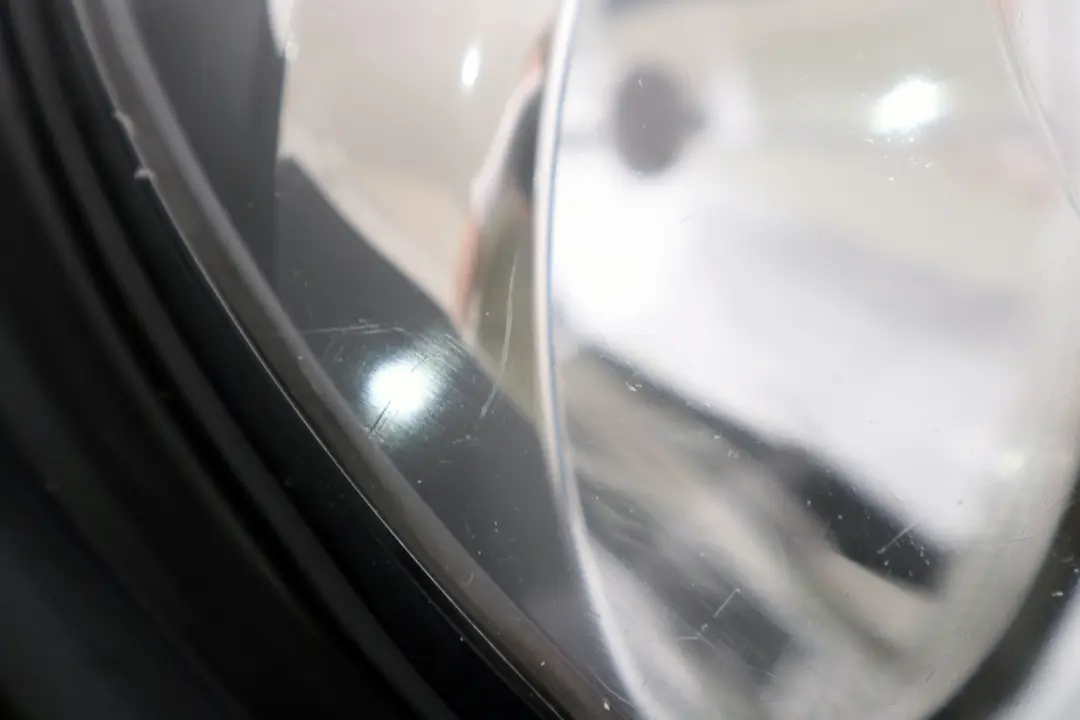 Headlight Right O/S Turn Indicator White to BMW MINI Cooper F56 F57 F57 with Part number 7401604 BMW MINI Cooper F56 F57 F57 Headlight Right O/S Turn Indicator White - SKU rhd-7401604 - Part number 7401604