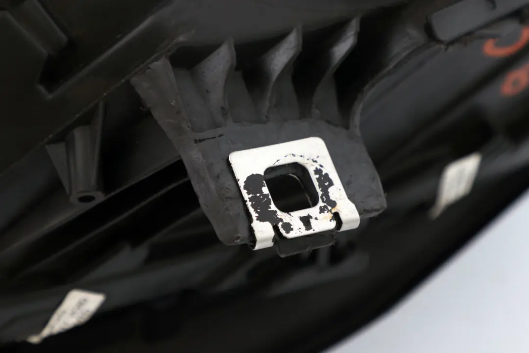 Headlight Right O/S Turn Indicator White to BMW MINI Cooper F56 F57 F57 with Part number 7401604 BMW MINI Cooper F56 F57 F57 Headlight Right O/S Turn Indicator White - SKU rhd-7401604 - Part number 7401604