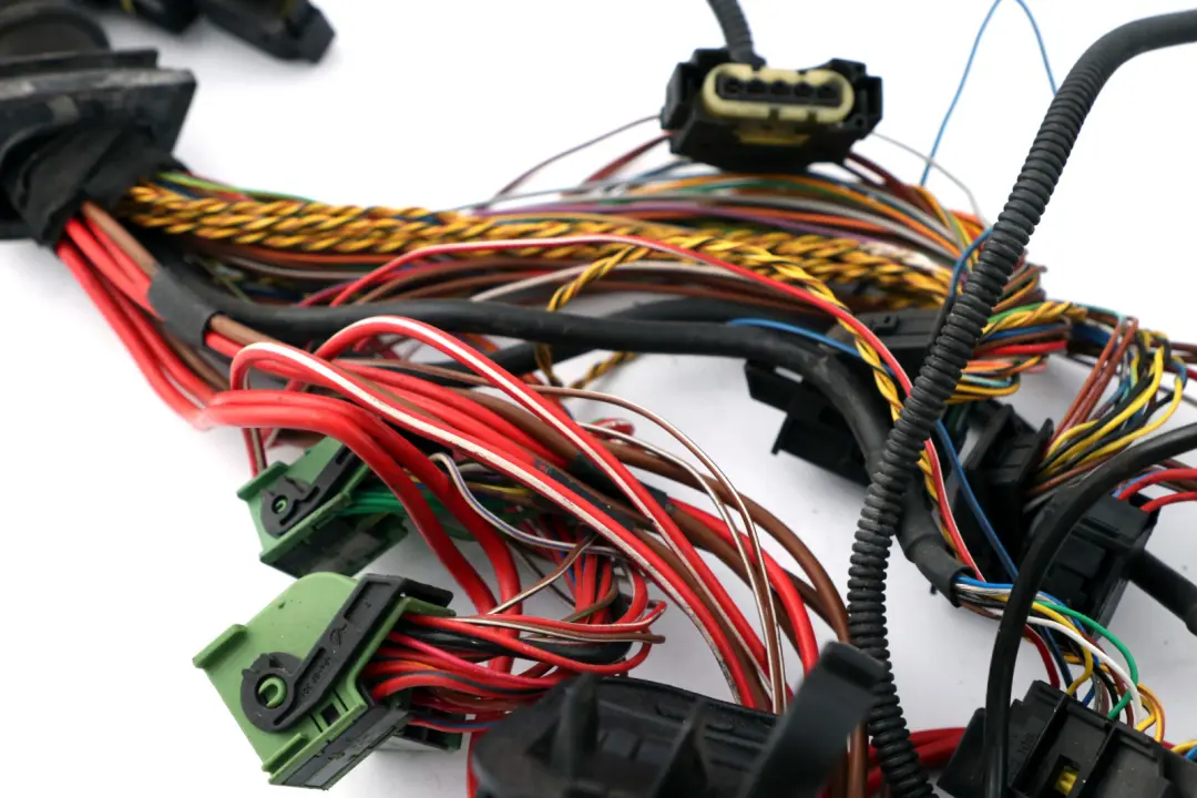 N62 Engine Wiring Loom Harness to BMW 7 Series E65 E66 735i 745i Petrol with Part number 7520804 BMW 7 Series E65 E66 735i 745i Petrol N62 Engine Wiring Loom Harness - SKU rhd-7520804 - Part number 7520804