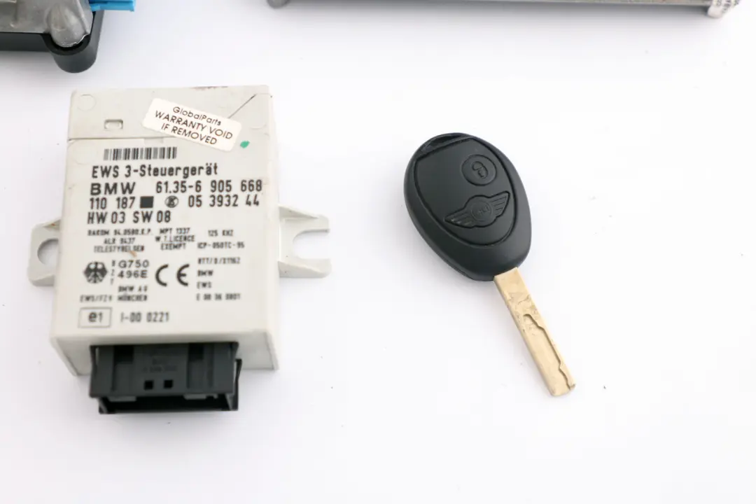 BMW Mini One 1.6i R50 W10 90 HP Petrol Engine ECU Kit Steering Column - SKU rhd-7521545-1 - Part number 7521545