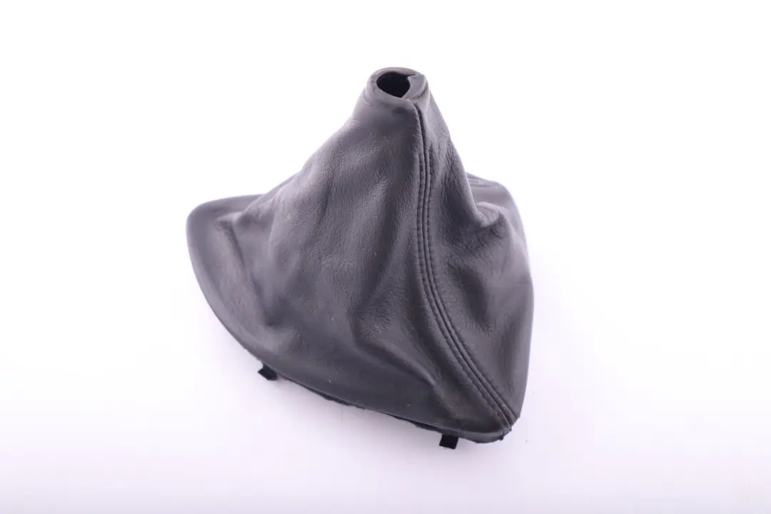 Shifting Stick Lever leather Cover Part to BMW 1 SERIES E87 Manual Gear with Part number 7530222 BMW 1 SERIES E87 Manual Gear Shifting Stick Lever leather Cover Part - SKU rhd-7530222 - Part number 7530222