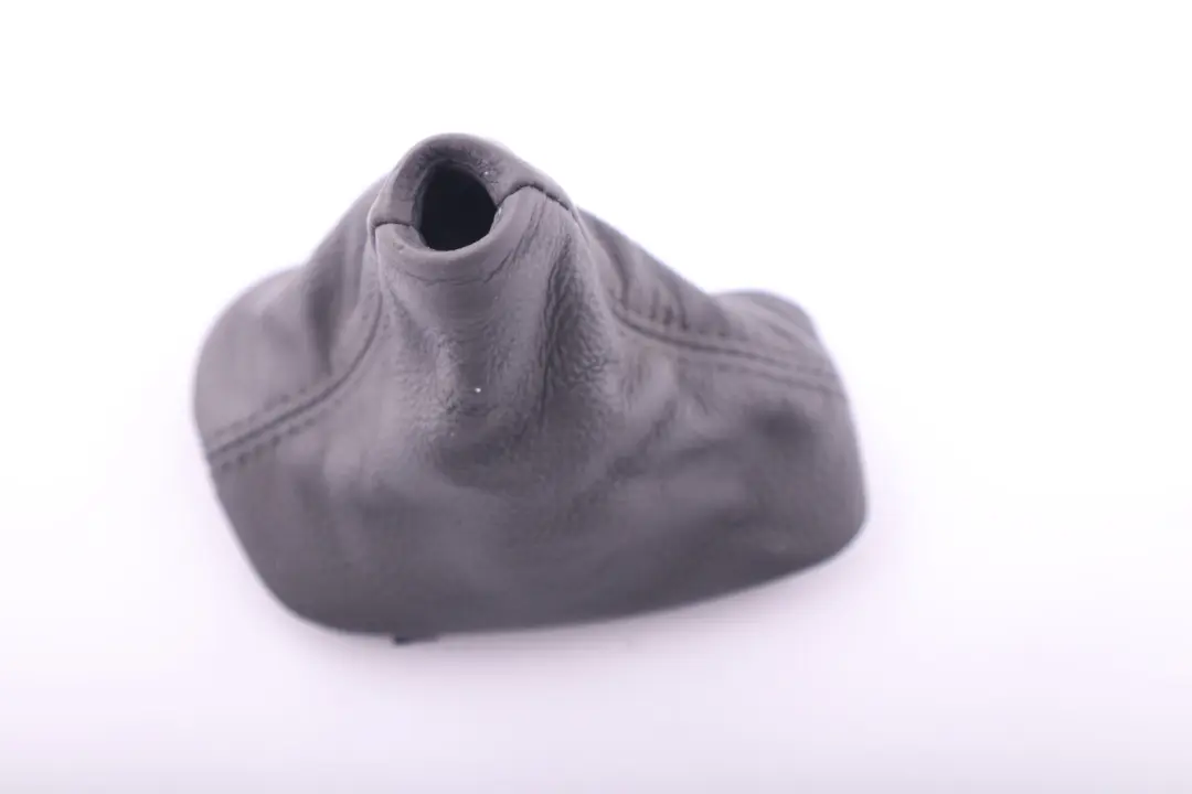 Selector Lever Boot Cover Leather Basalt Grey to BMW 6 Series E63 E64 with Part number 7541797 BMW 6 Series E63 E64 Selector Lever Boot Cover Leather Basalt Grey - SKU rhd-7541797 - Part number 7541797