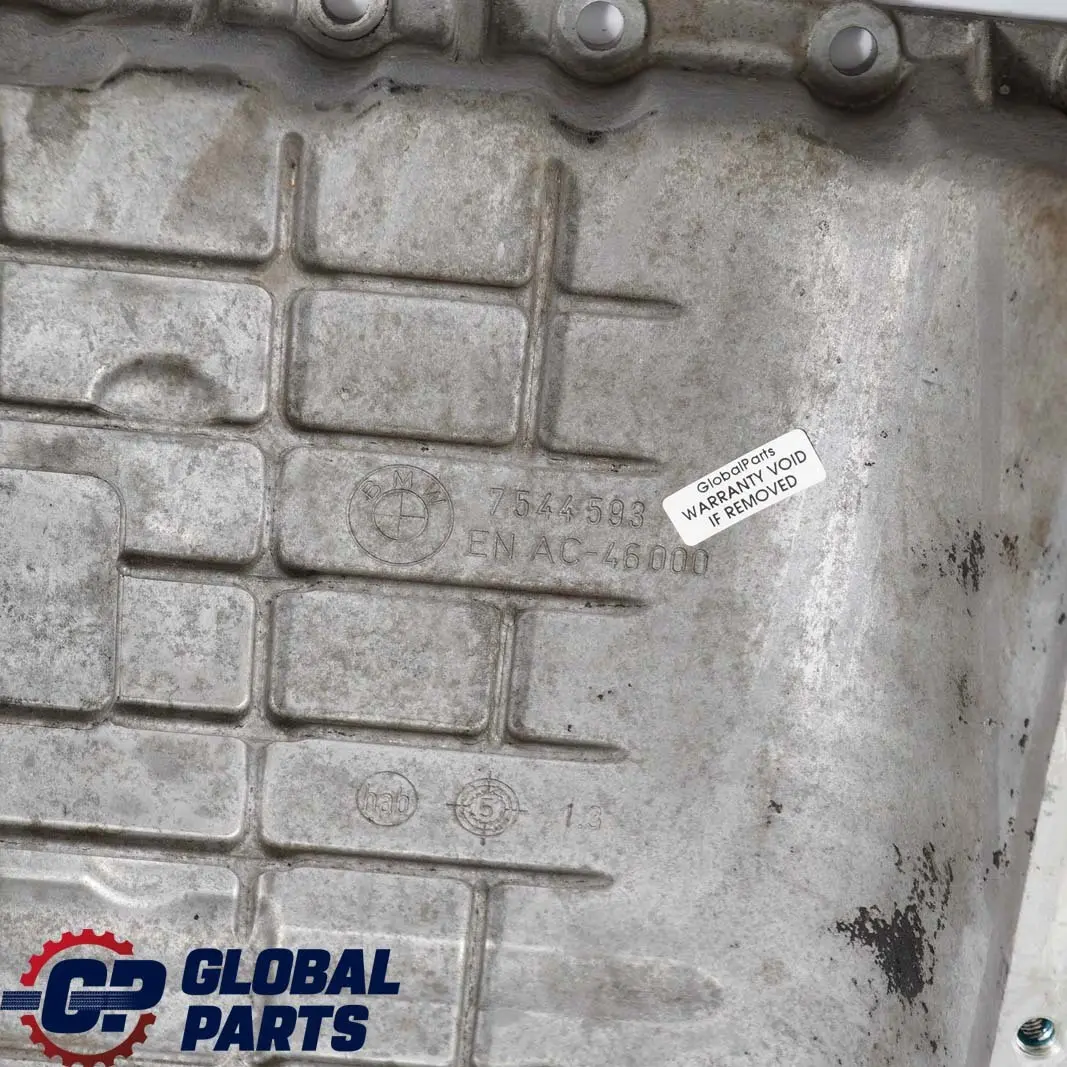 N62 N62N Petrol Engine Upper Oil Fluid Sump Pan to BMW 5 6 7 E60 E63 E65 with Part number 7544595 BMW 5 6 7 E60 E63 E65 N62 N62N Petrol Engine Upper Oil Fluid Sump Pan - SKU rhd-7544595 - Part number 7544595