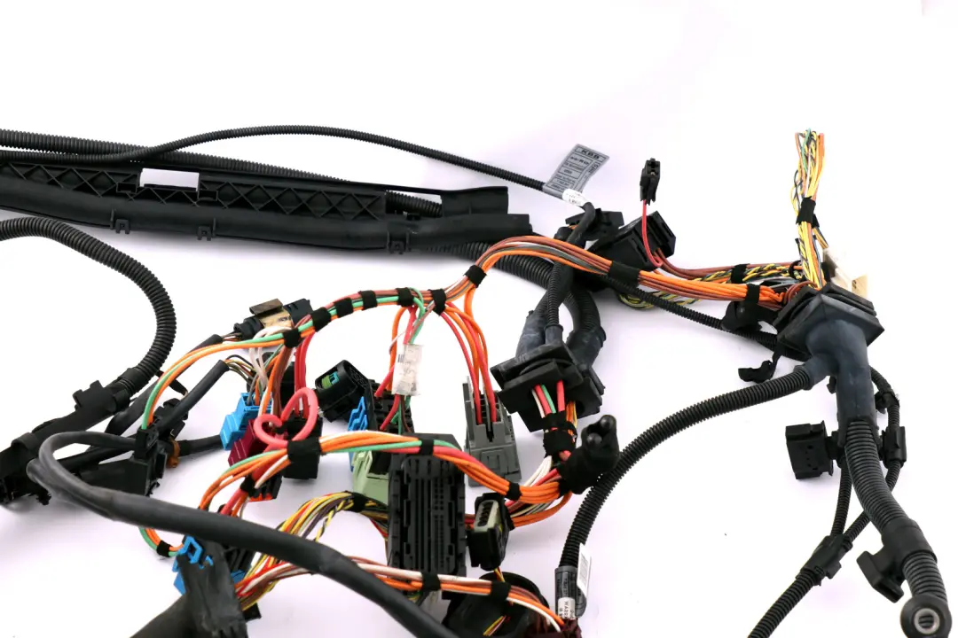 N46 Engine Wiring Loom Harness 7549271 to BMW 1 3 Series E87 E90 120i 320i with Part number 7549261 BMW 1 3 Series E87 E90 120i 320i N46 Engine Wiring Loom Harness 7549271 - SKU rhd-7549261 - Part number 7549261