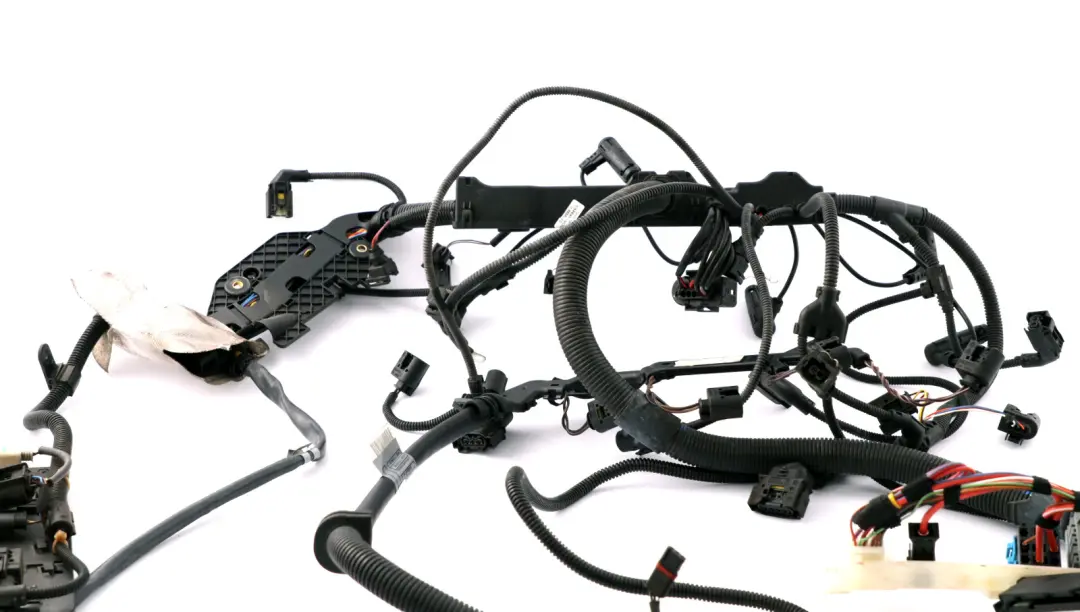 BMW 5 Series E60 E61 LCI 525d M57N2 Engine Wiring Loom Harness DDE Automatic - SKU rhd-7796846 - Part number 7796846