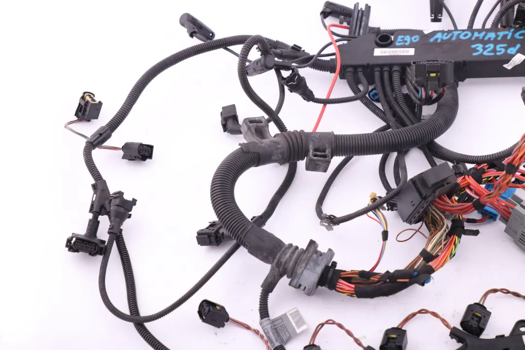 M57N2 Diesel Automatic Engine Wiring Loom Harness to BMW 3 Series E90 E91 E92 325D with Part number 7801103 BMW 3 Series E90 E91 E92 325D M57N2 Diesel Automatic Engine Wiring Loom Harness - SKU rhd-7801103 - Part number 7801103