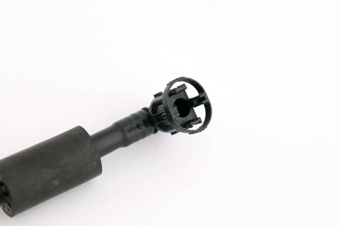 Vacuum Pipe BMW F80 M3 F82 M4 LCI Hose Line With Non-Return Valve to with Part number 7850596 Vacuum Pipe BMW F80 M3 F82 M4 LCI Hose Line With Non-Return Valve - SKU rhd-7850596 - Part number 7850596