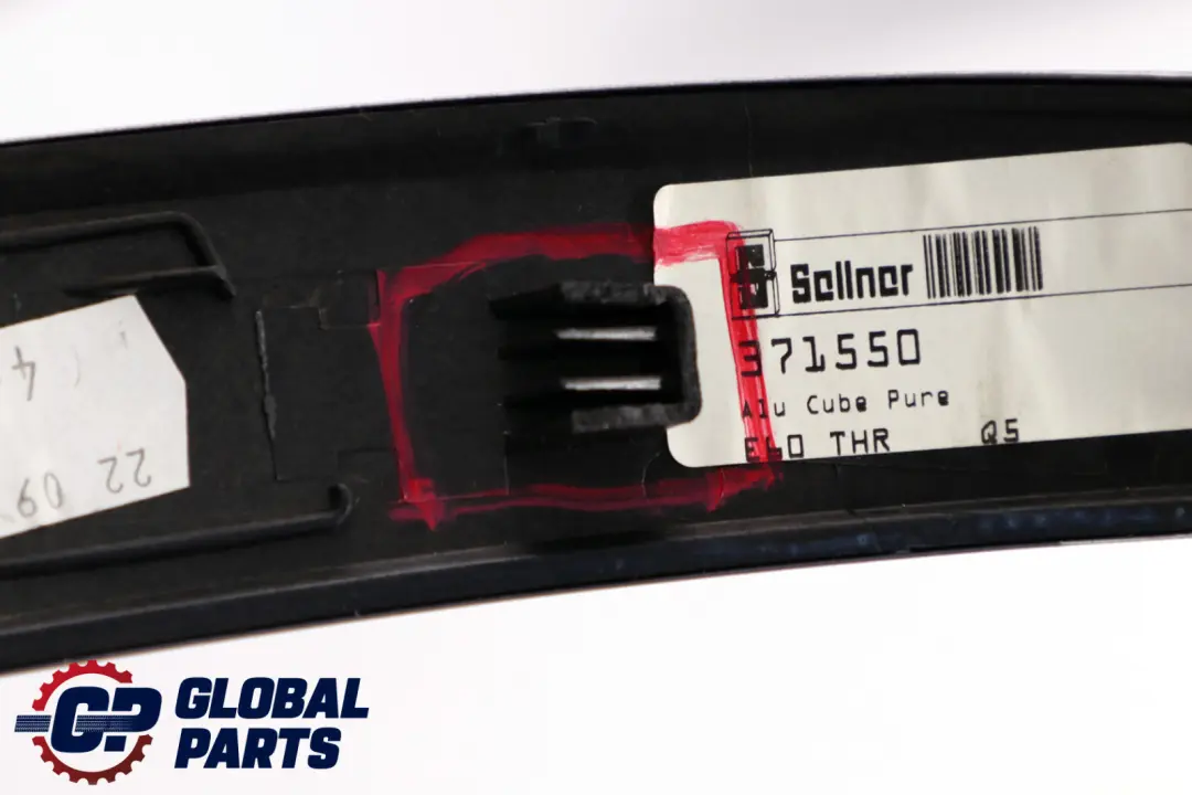 Set Strip Dashboard Interior Trim Alu Cube Pure to BMW 5 Series E60 E61 M Sport with Part number 7905346 BMW 5 Series E60 E61 M Sport Set Strip Dashboard Interior Trim Alu Cube Pure - SKU rhd-7905346 - Part number 7905346