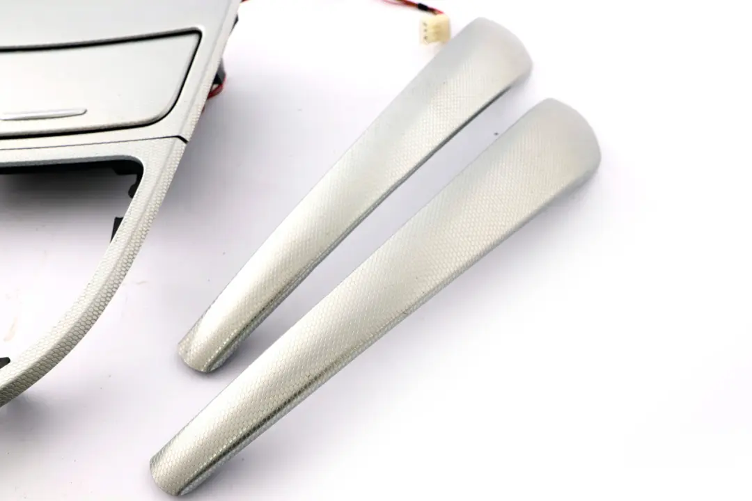 Interior Trim Set Dash Dashboard Ashtray Ash Glacier Silver to BMW 1 Series E87 with Part number 8036118 BMW 1 Series E87 Interior Trim Set Dash Dashboard Ashtray Ash Glacier Silver - SKU rhd-8036118 - Part number 8036118