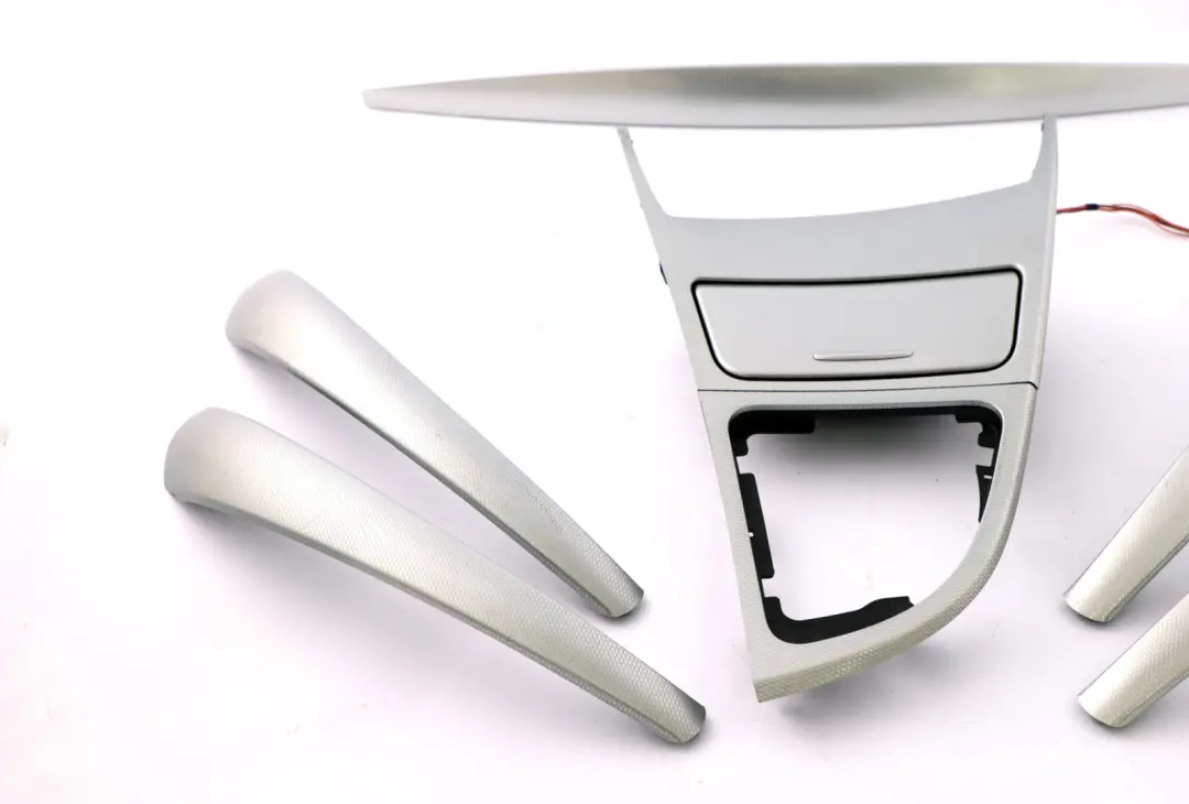 Interior Trim Set Dash Dashboard Ashtray Ash Glacier Silver to BMW 1 Series E87 with Part number 8036118 BMW 1 Series E87 Interior Trim Set Dash Dashboard Ashtray Ash Glacier Silver - SKU rhd-8036118 - Part number 8036118