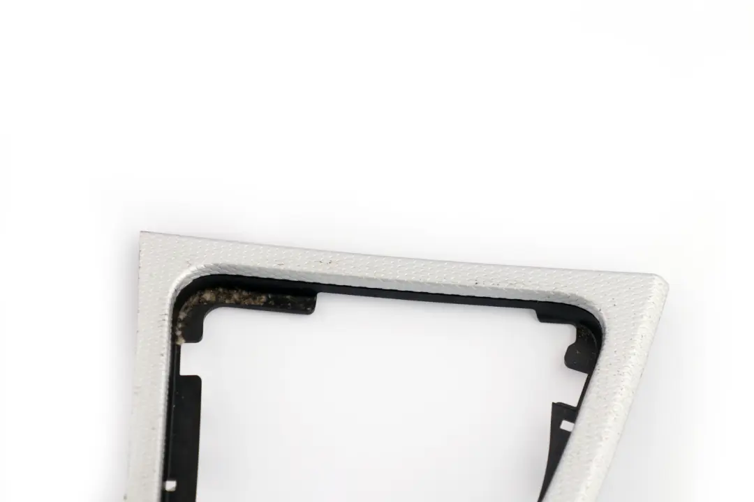 Ashtray Interior Gearshift Cover Trim Glacier Silver to BMW 1 Series 1 E81 E82 with Part number 8037464 BMW 1 Series 1 E81 E82 Ashtray Interior Gearshift Cover Trim Glacier Silver - SKU rhd-8037464-1 - Part number 8037464