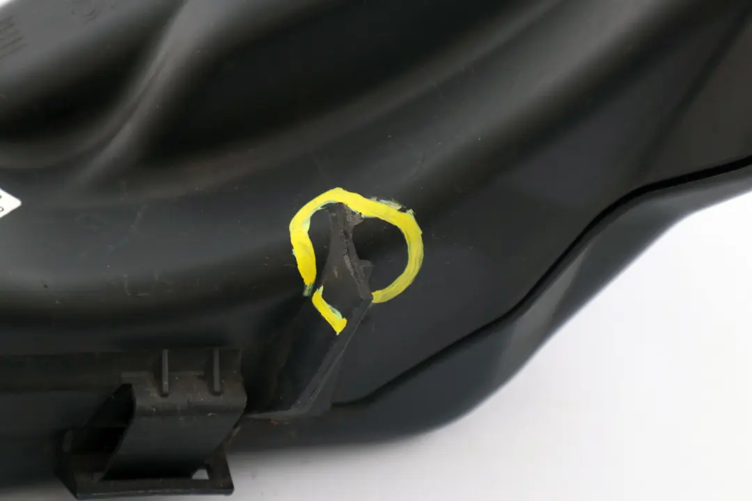 Prise d'air de freinage avant gauche pour BMW E92 E93 à propos du numéro de pièce 8045361 BMW E92 E93 Prise d'air de freinage avant gauche - SKU rhd-8045361 - Numéro de pièce 8045361