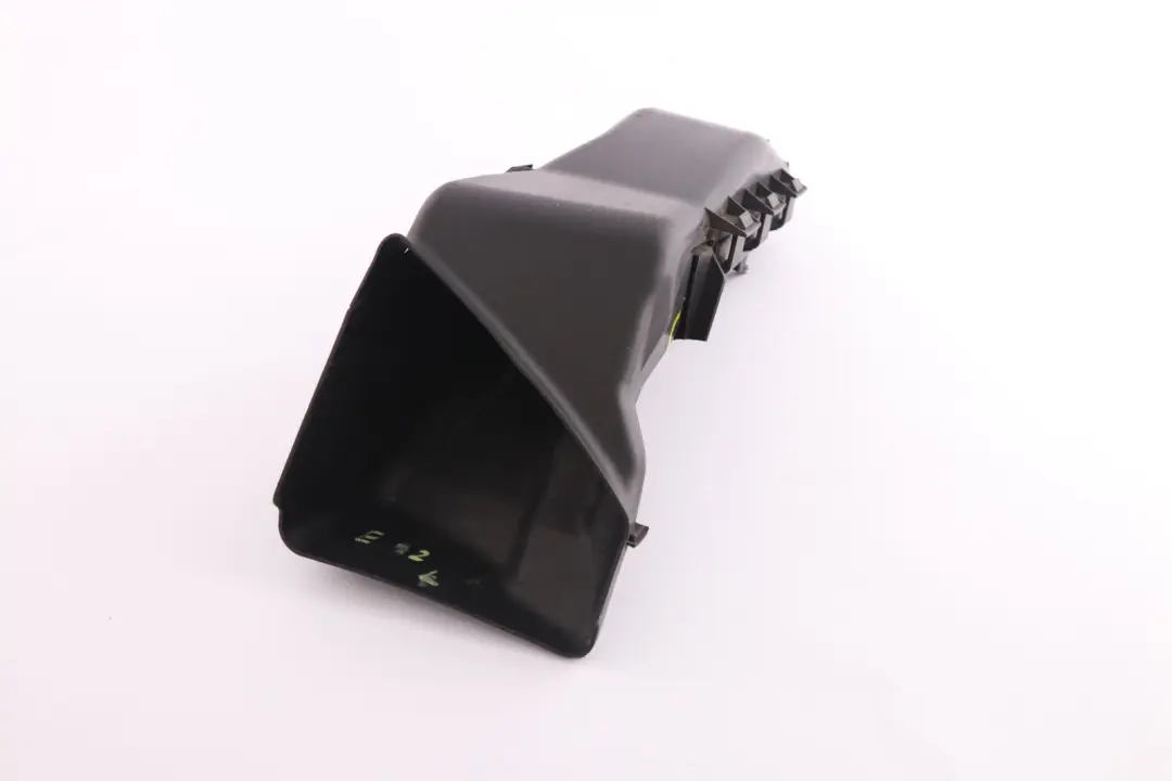 Conducto ventilación aire freno delantero izquierdo para BMW E92 E93 con número de pieza 8045361 BMW E92 E93 Conducto ventilación aire freno delantero izquierdo - SKU rhd-8045361 - Número de pieza 8045361