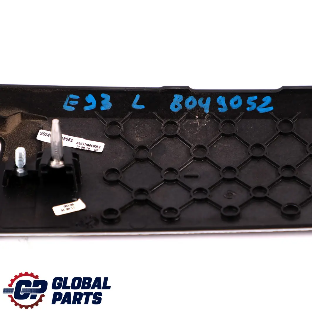 Trim Cover Dash Dashboard Left N/S Alu Glacier Silver to BMW 3 Series E92 E93 with Part number 8049052 BMW 3 Series E92 E93 Trim Cover Dash Dashboard Left N/S Alu Glacier Silver - SKU rhd-8049052 - Part number 8049052