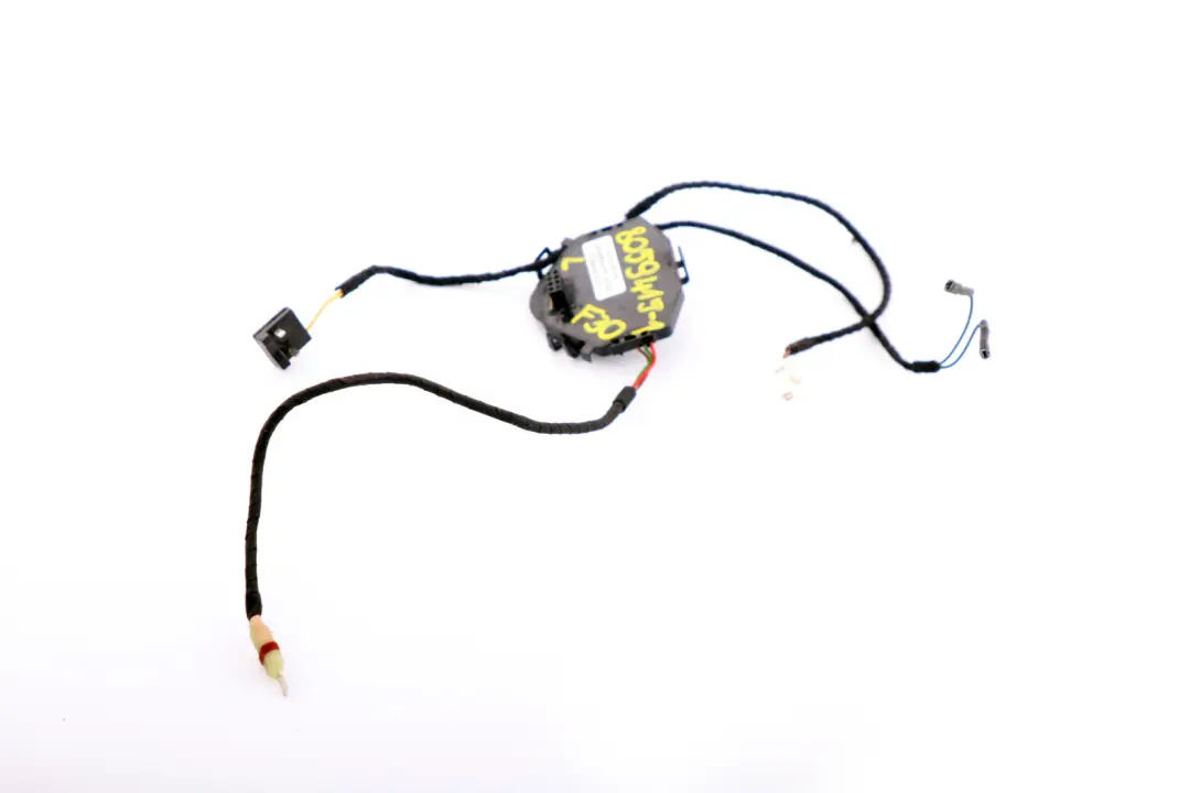 Wiring Electric Exterior Mirror Left N/S Heated to BMW 3 Series F30 F31 LCI with Part number 8053171 BMW 3 Series F30 F31 LCI Wiring Electric Exterior Mirror Left N/S Heated - SKU rhd-8059419-1 - Part number 8053171