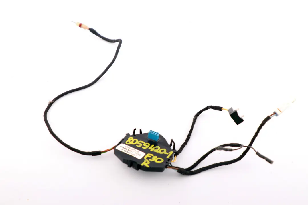 Wiring Electric Exterior Mirror Right O/S Heated to BMW 3 Series F30 F31 with Part number 8053172 BMW 3 Series F30 F31 Wiring Electric Exterior Mirror Right O/S Heated - SKU rhd-8059420-1 - Part number 8053172