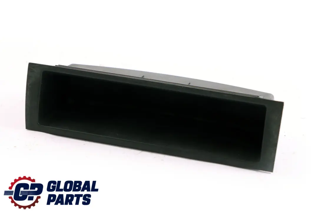 Ascher Vorne für BMW 3 er E46 mit Teilenummer 8196115 BMW 3 er E46 Ascher Vorne - SKU 8196115 - Teilenummer 8196115