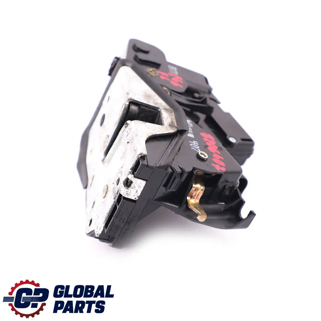 Front Left N/S Door Lock Latch Motor Actuator to BMW 3 Series E46 Saloon with Part number 8206407 BMW 3 Series E46 Saloon Front Left N/S Door Lock Latch Motor Actuator - SKU rhd-8206407 - Part number 8206407