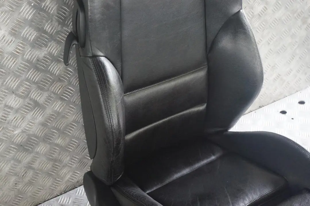 BMW E46 Coupe Sport Front Right O/S Black Leather Seat Driver Heated Memory - SKU rhd-8234946-2 - Part number 8234946