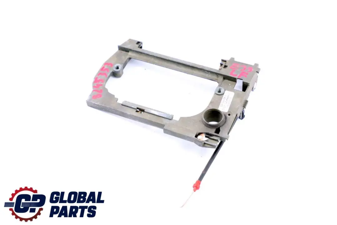 Carrier Base Outside Door Handle Front Left N/S to BMW 5 Series E39 with Part number 8245353 BMW 5 Series E39 Carrier Base Outside Door Handle Front Left N/S - SKU rhd-8245353 - Part number 8245353