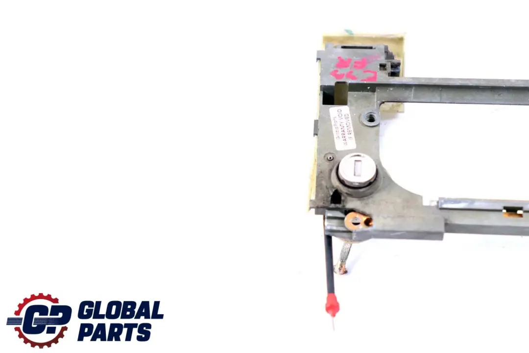 Carrier Base Outside Door Handle Catch Front Right O/S to BMW 5 Series E39 with Part number 8245354 BMW 5 Series E39 Carrier Base Outside Door Handle Catch Front Right O/S - SKU rhd-8245354 - Part number 8245354