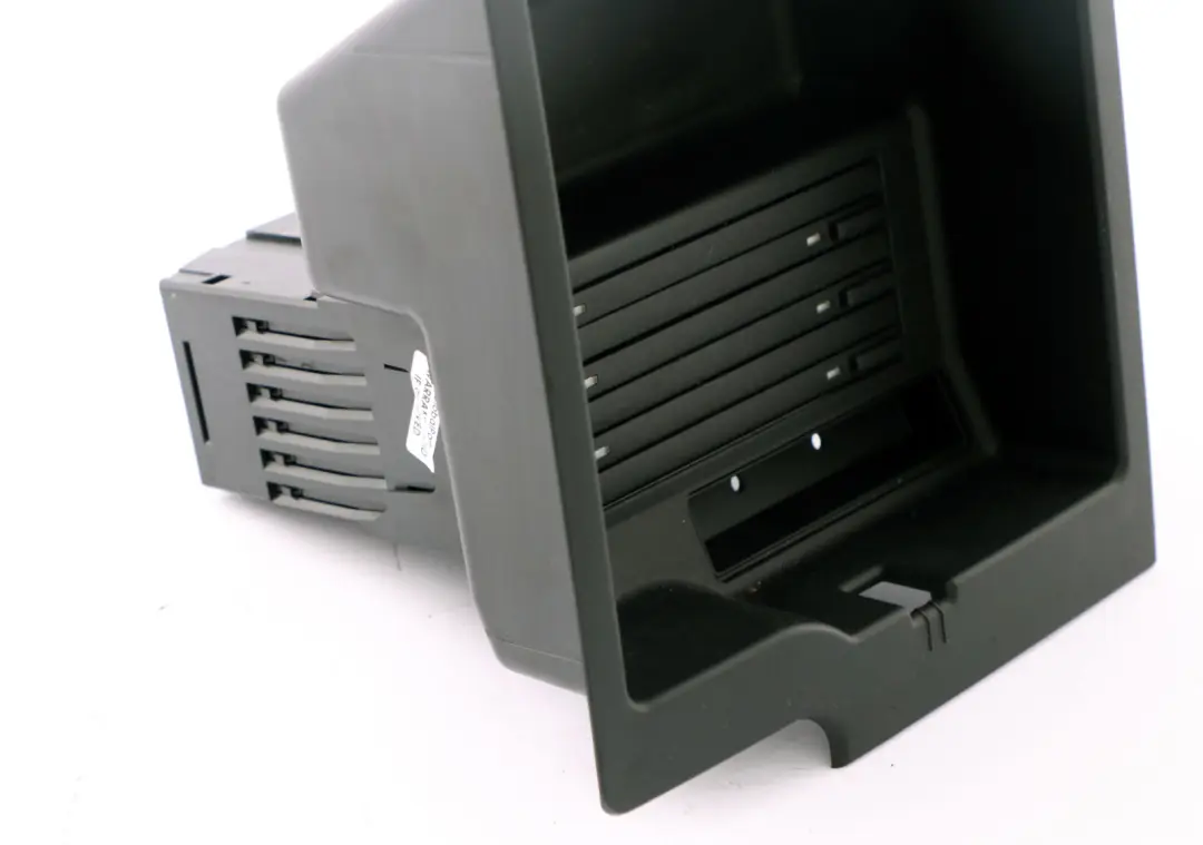 Storing Partition With CD Holder Box Storage Console to BMW X5 Series E53 with Part number 8245926 BMW X5 Series E53 Storing Partition With CD Holder Box Storage Console - SKU rhd-8245926 - Part number 8245926