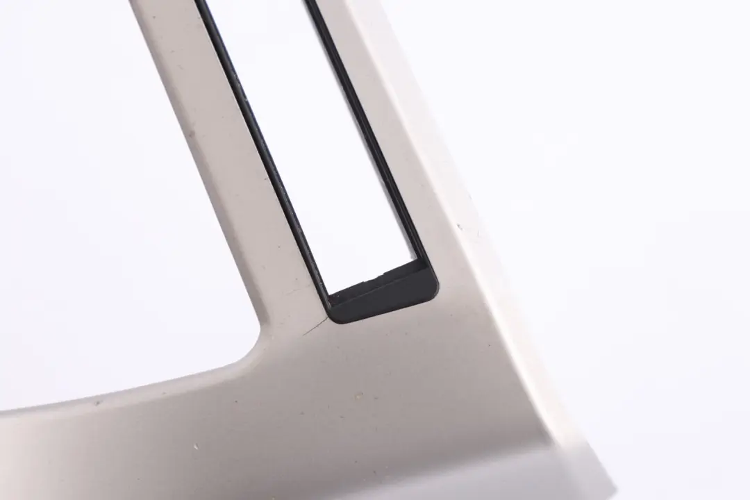 Base Trim Centre Console Ashtray Titan Silver to BMW X5 Series E53 Cover with Part number 8268652 BMW X5 Series E53 Cover Base Trim Centre Console Ashtray Titan Silver - SKU rhd-8245947 - Part number 8268652