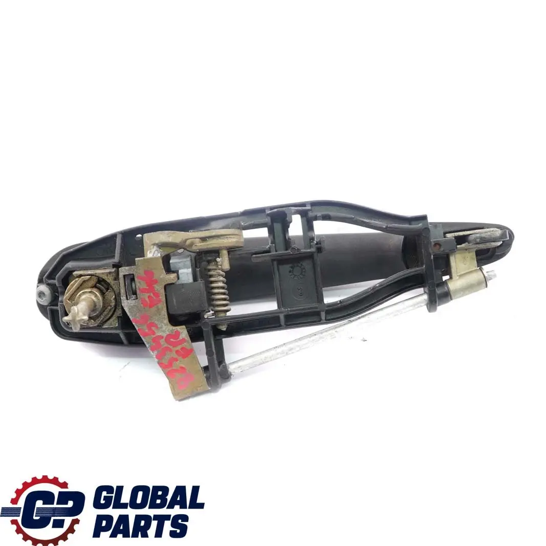 Outside Door Handle Front Right O/S Primed to BMW 3 Series E46 with Part number 8253456 BMW 3 Series E46 Outside Door Handle Front Right O/S Primed - SKU rhd-8253456-PRIM - Part number 8253456