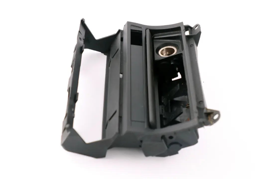 Dashboard Instrument Panel Centre Console Ashtray 8208789 to BMW 3 Series E46 with Part number 8268894 BMW 3 Series E46 Dashboard Instrument Panel Centre Console Ashtray 8208789 - SKU rhd-8268894 - Part number 8268894