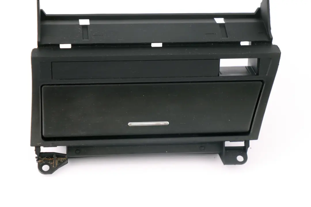 BMW 3 Series E46 Dashboard Instrument Panel Centre Console Ashtray 8208789 - SKU rhd-8268894 - Part number 8268894