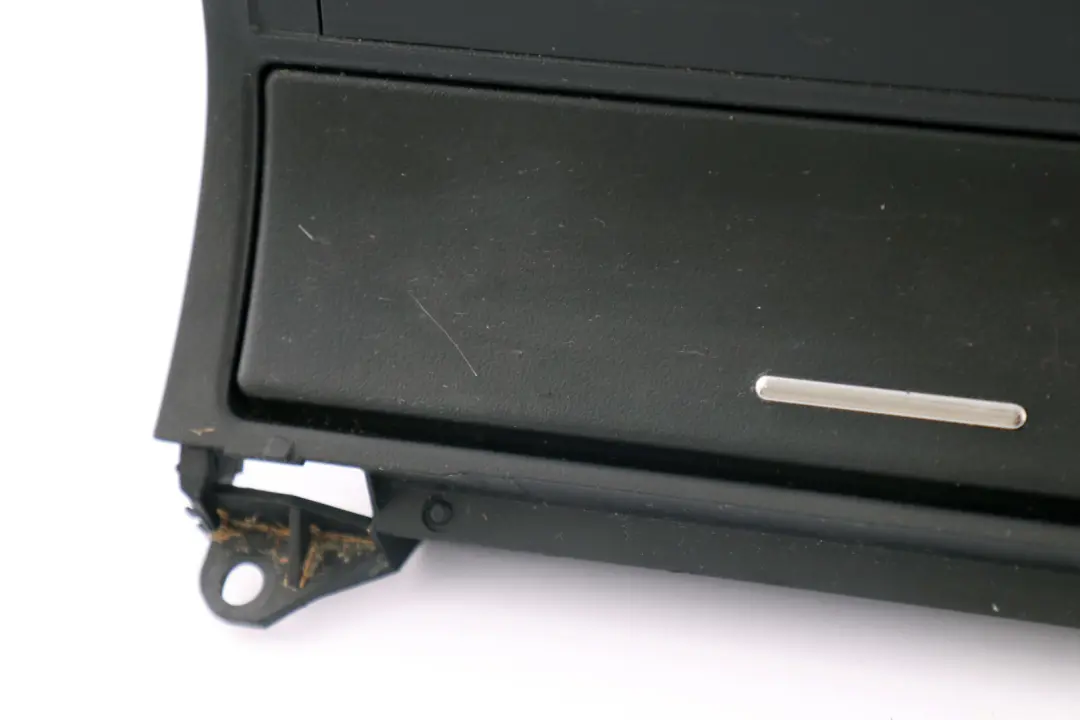 BMW 3 Series E46 Dashboard Instrument Panel Centre Console Ashtray 8208789 - SKU rhd-8268894 - Part number 8268894