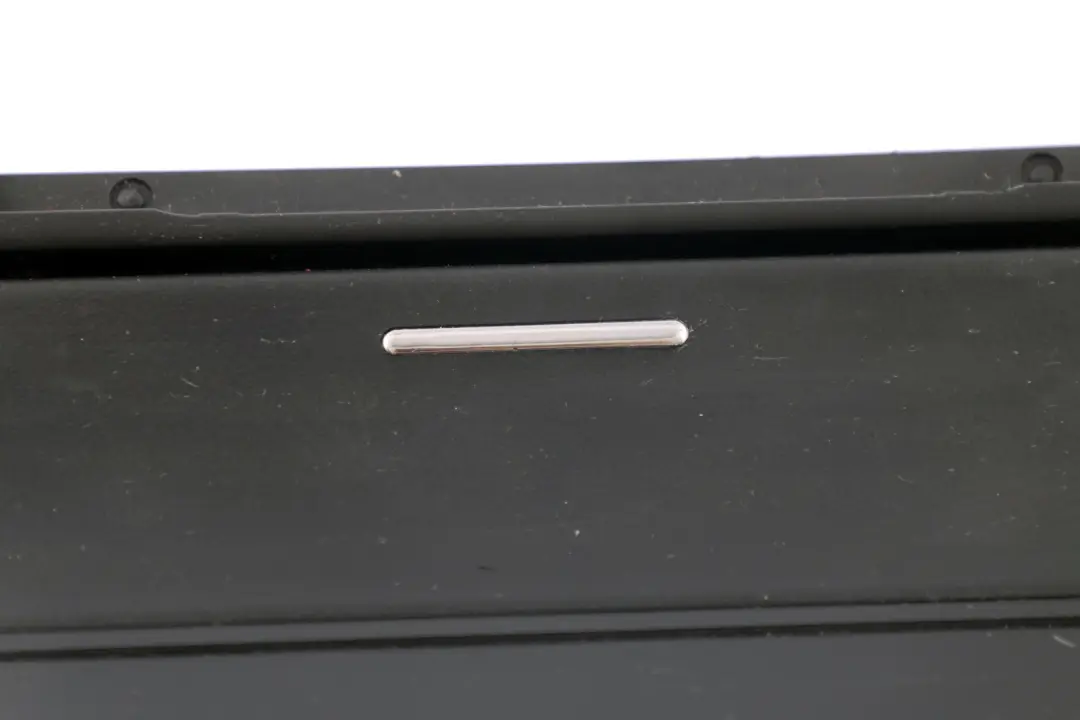 Dashboard Instrument Panel Centre Console Ashtray 8208789 to BMW 3 Series E46 with Part number 8268894 BMW 3 Series E46 Dashboard Instrument Panel Centre Console Ashtray 8208789 - SKU rhd-8268894 - Part number 8268894