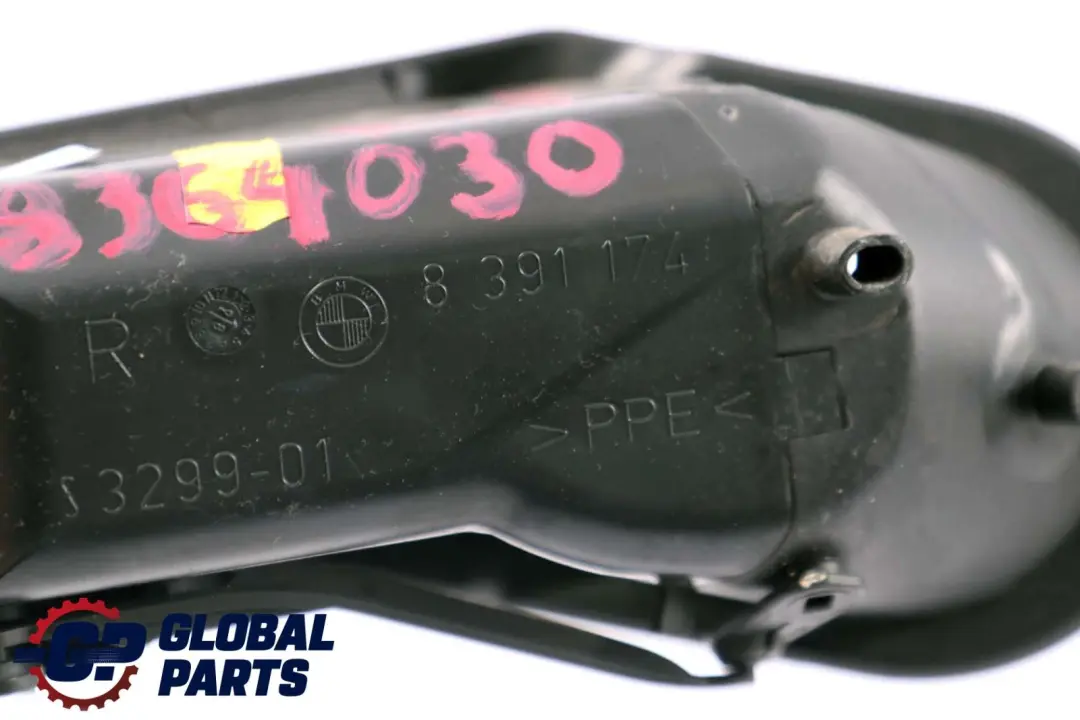 Fresh Air Grille Right O/S Vent Duct Black 8391174 to BMW 5 Series E39 with Part number 8364030 BMW 5 Series E39 Fresh Air Grille Right O/S Vent Duct Black 8391174 - SKU rhd-8364030 - Part number 8364030