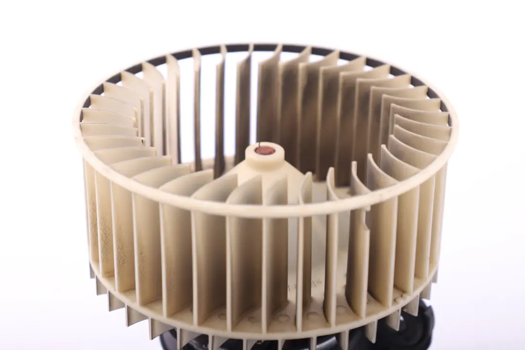 Heater Blower Fan Motor 6411 to BMW X5 E39 E53 with Part number 8385558 BMW X5 E39 E53 Heater Blower Fan Motor 6411 - SKU rhd-8385558 - Part number 8385558