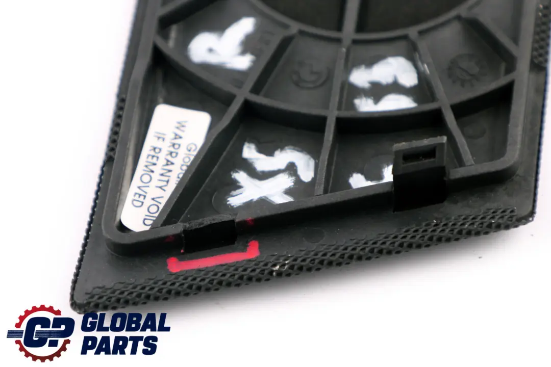 Osłona kratka głośnika deski prawa do BMW X5 E53 o numerze 8408926 BMW X5 E53 Osłona kratka głośnika deski prawa - SKU rhd-8408926 - Numer Części 8408926