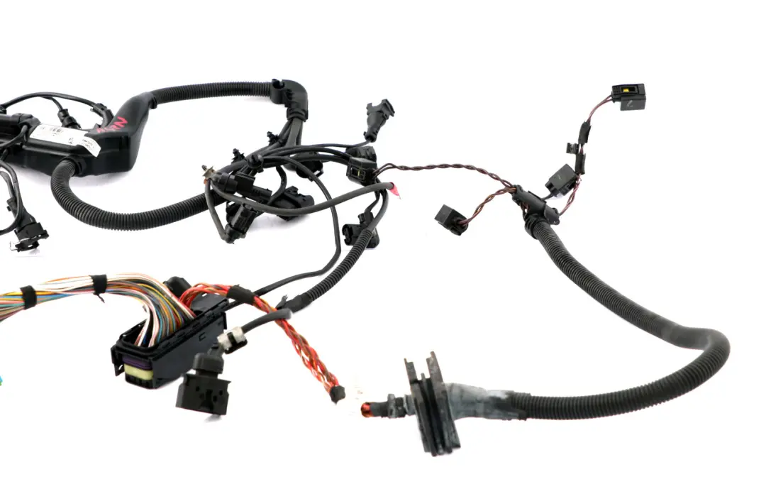 N47N Engine Wiring Loom Harnes DDE to BMW 3 Series E90 E91 E92 E93 LCI 320d with Part number 8511683 BMW 3 Series E90 E91 E92 E93 LCI 320d N47N Engine Wiring Loom Harnes DDE - SKU rhd-8511683 - Part number 8511683