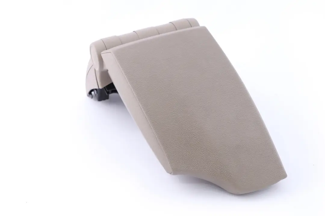 Centre Arm Rest Telephone Beige to BMW 1 Series E81 E82 E87 LCI with Part number 9110499 BMW 1 Series E81 E82 E87 LCI Centre Arm Rest Telephone Beige - SKU rhd-9110499 - Part number 9110499