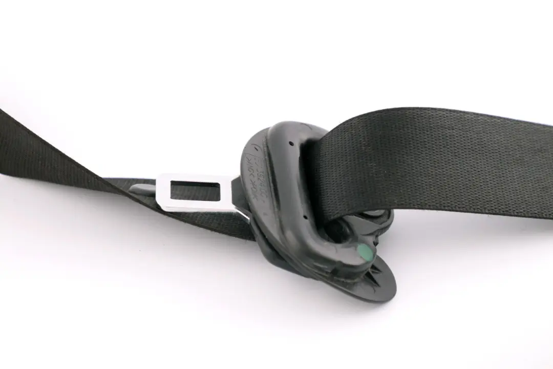 BMW 5 Series E60 E61 Front Right O/S Tensioner Safety Belt Seatbelt Buckle - SKU rhd-9117238 - Part number 9117238