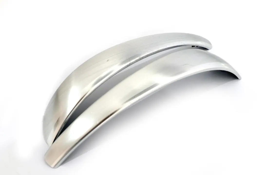 Set Ashtray Trim Cover Dashboard Akzentschliff Silver to BMW 1 Series E81 E87 LCI with Part number 9121705 BMW 1 Series E81 E87 LCI Set Ashtray Trim Cover Dashboard Akzentschliff Silver - SKU rhd-9122669 - Part number 9121705