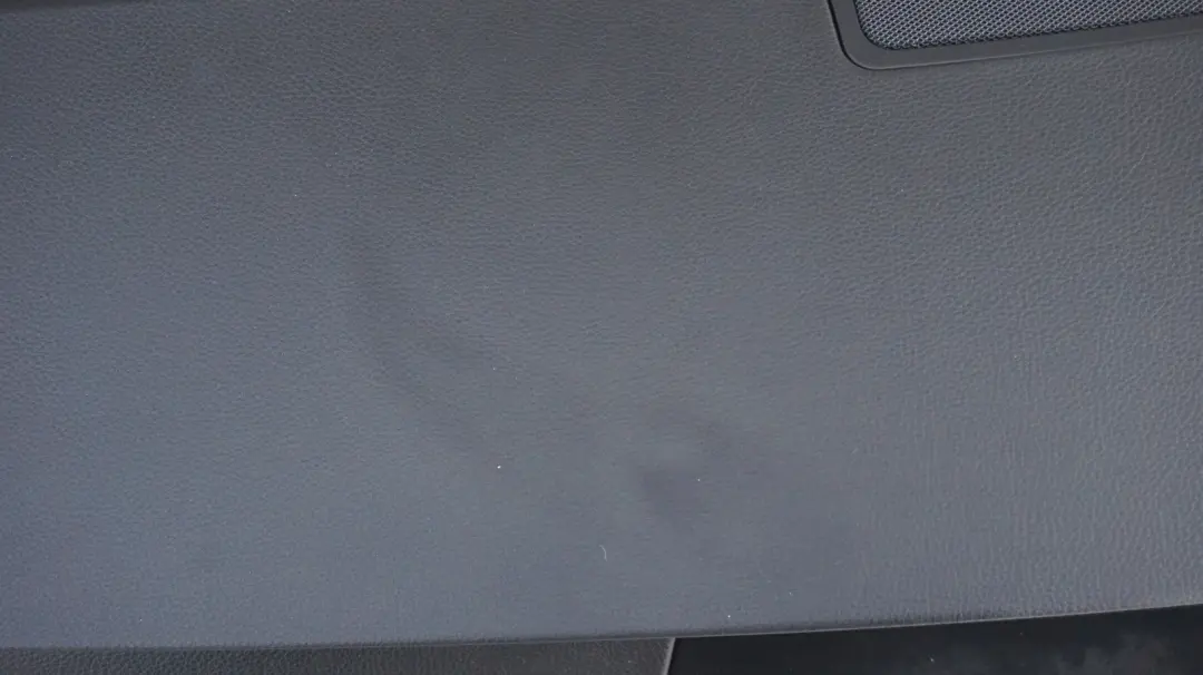 Dashboard Trim Panel Black Schwarz to BMW 5 Series E60 E61 with Part number 9123711 BMW 5 Series E60 E61 Dashboard Trim Panel Black Schwarz - SKU rhd-9123711 - Part number 9123711