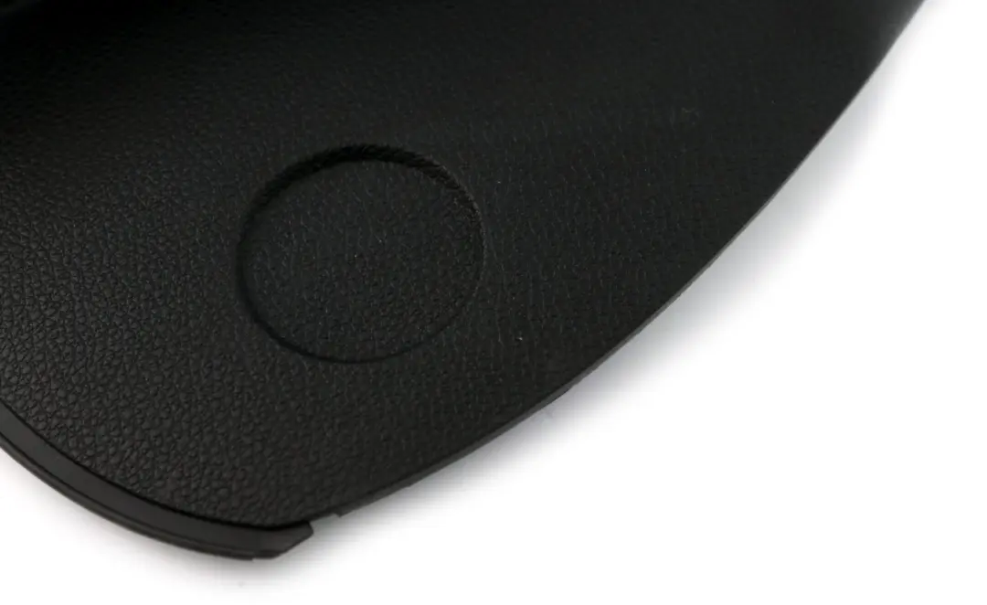 Dashboard Right O/S Black to BMW 1 Series E81 E82 E88 Cover with Part number 9124922 BMW 1 Series E81 E82 E88 Cover Dashboard Right O/S Black - SKU rhd-9124922 - Part number 9124922