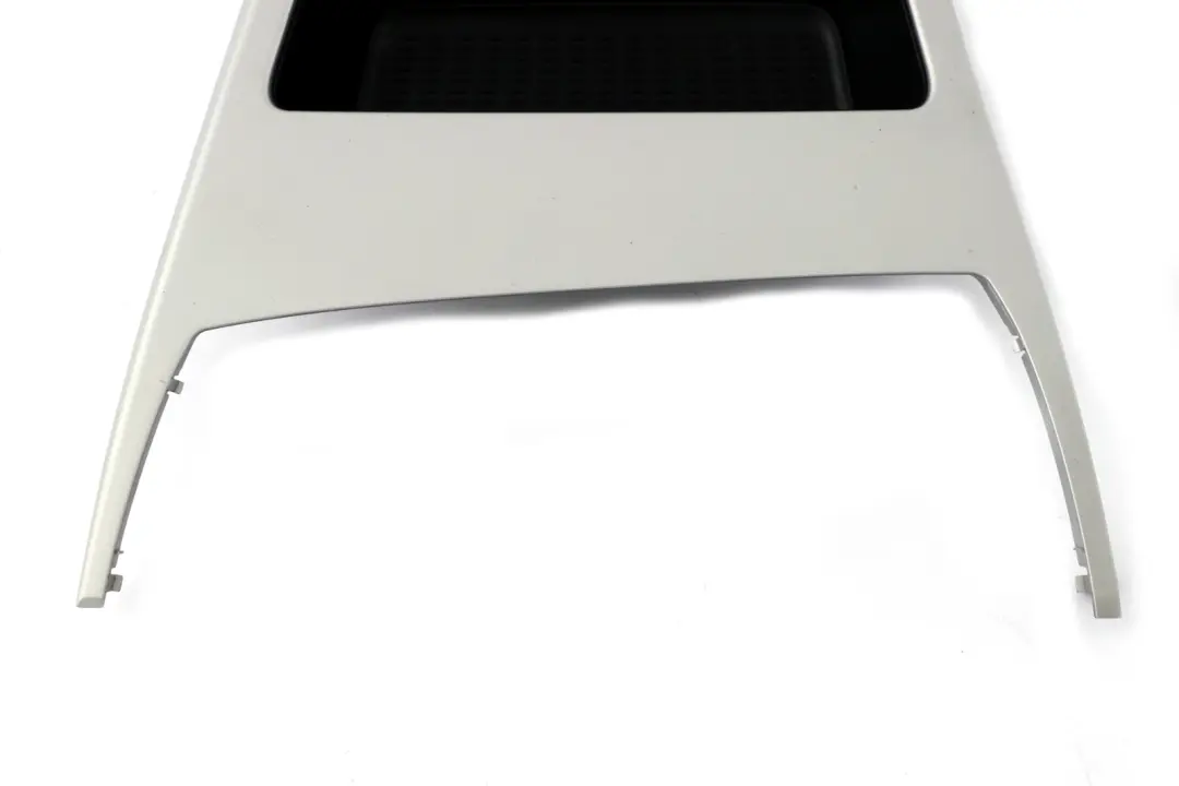 Trim Storage Centre Console Light Titanium Silver to BMW 1 Series E81 E87 LCI E88 with Part number 9128641 BMW 1 Series E81 E87 LCI E88 Trim Storage Centre Console Light Titanium Silver - SKU rhd-9128641-1 - Part number 9128641